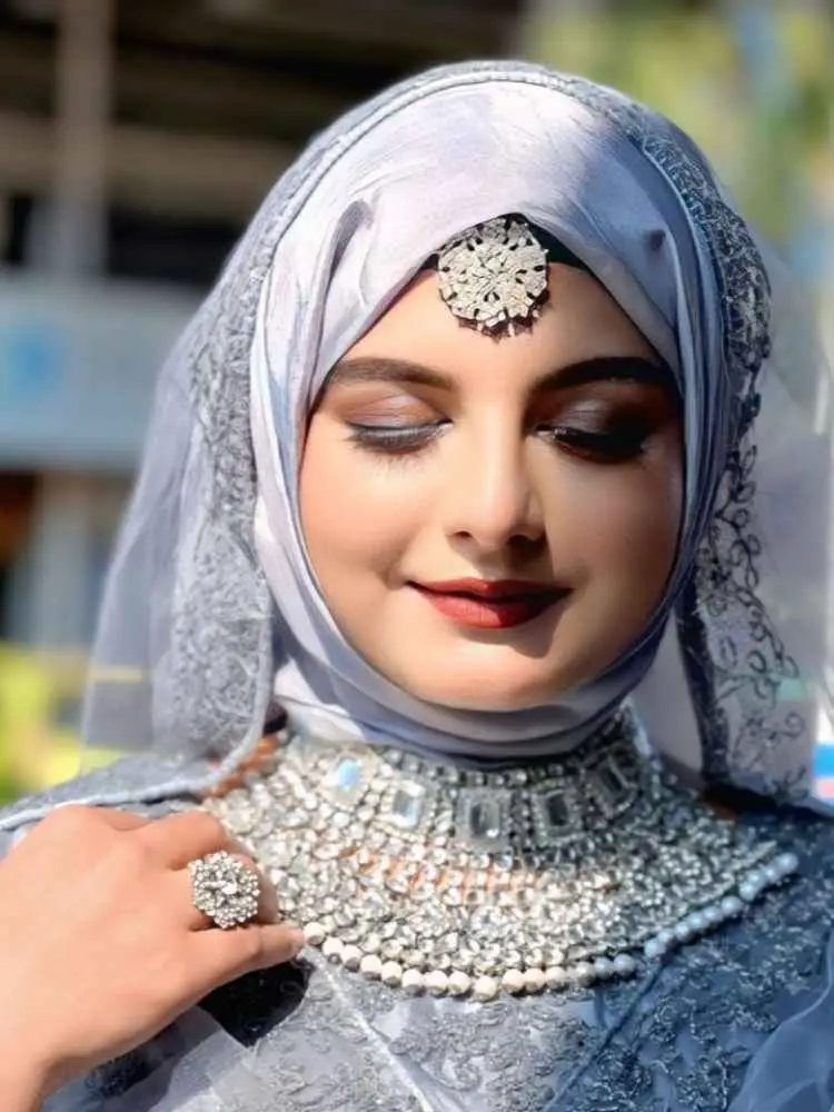 Best Engagement Makeup by Ishal Makeover
