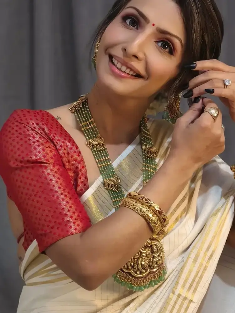 Dhanya the Makeupwitch