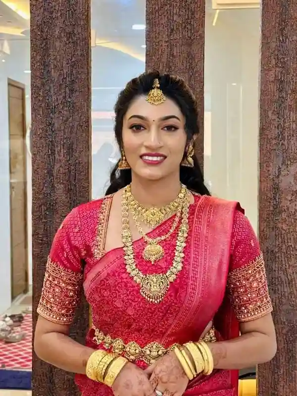Daksha's Makeover Studio
